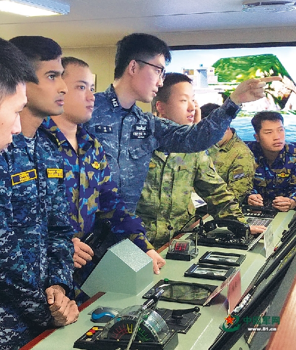 中外学员混编同训深化友谊——83舰编队执行远海综合实习访问任务见闻