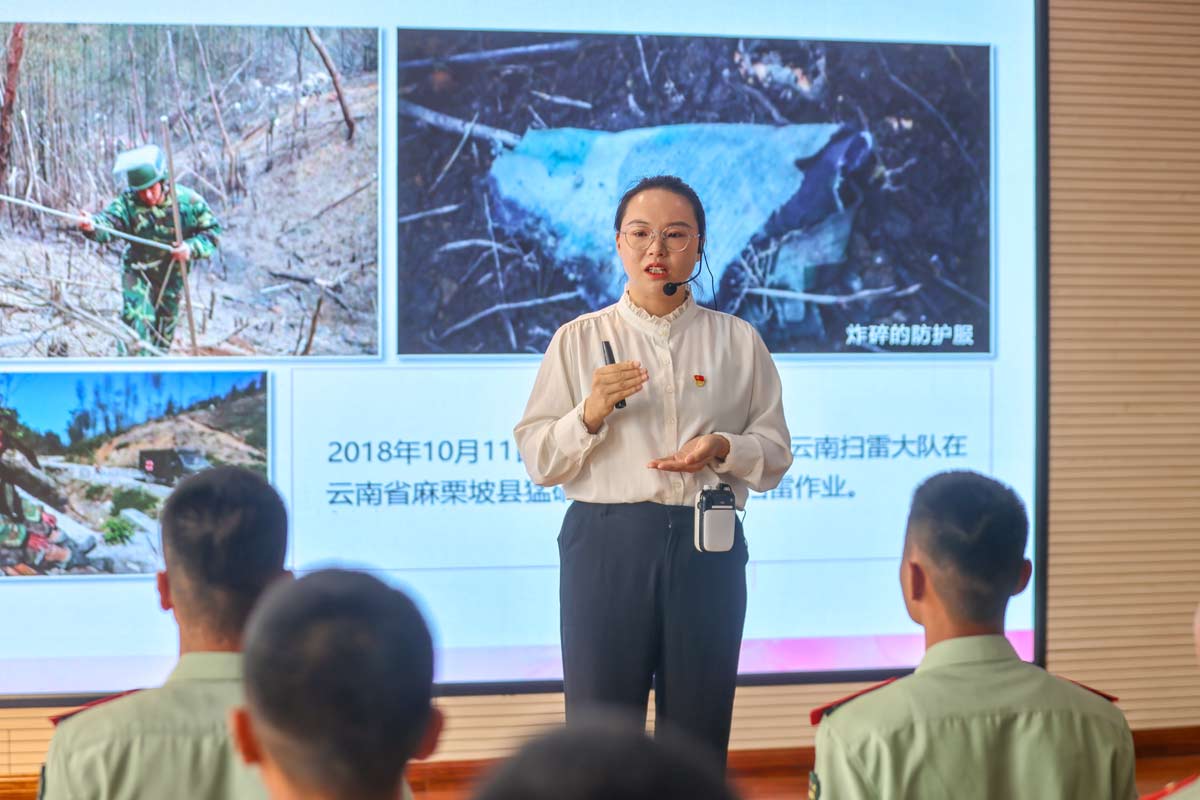 武警遵义支队:“沉浸式”红色教育续写遵义会议精神 武警遵义支队:“沉浸式”红色教育续写遵义会议精神