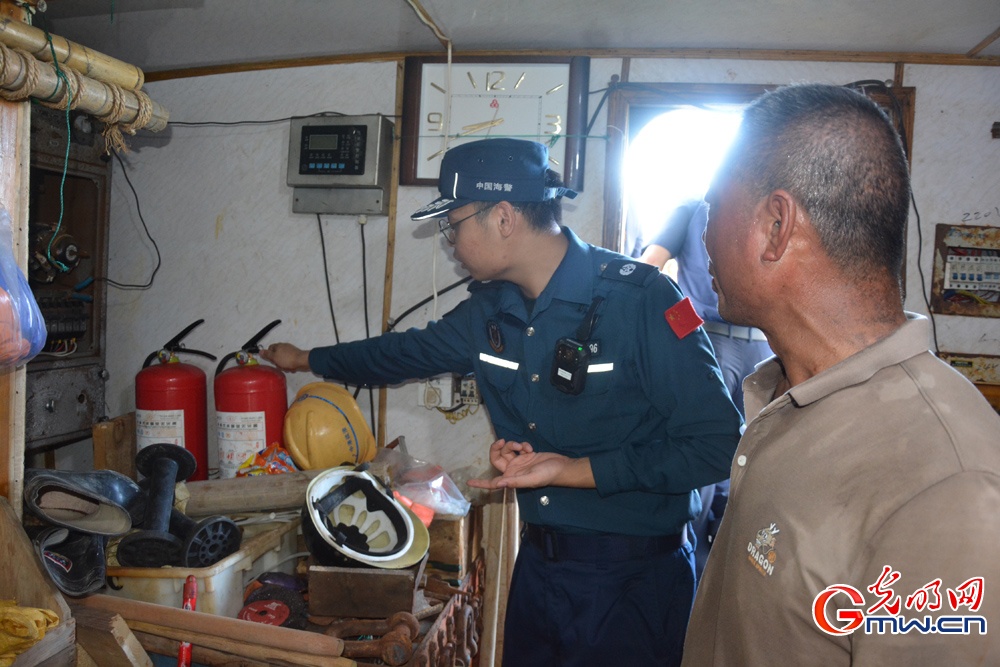 东海全面开渔 陆海协同管控守护海上“第一网” 东海全面开渔 陆海协同管控守护海上“第一网”