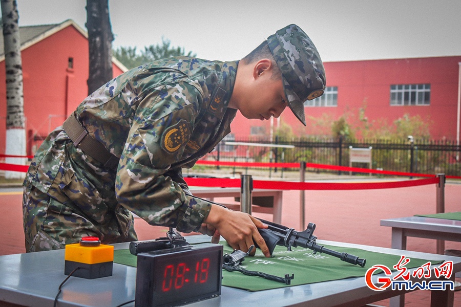 武警北京总队执勤第六支队举办第三届“砺精兵 创纪录”军事体育运动会