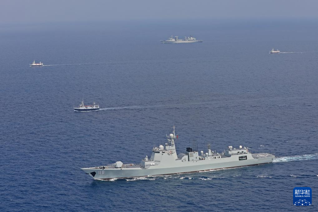 为你护航——写在中国海军赴亚丁湾、索马里海域护航15周年之际