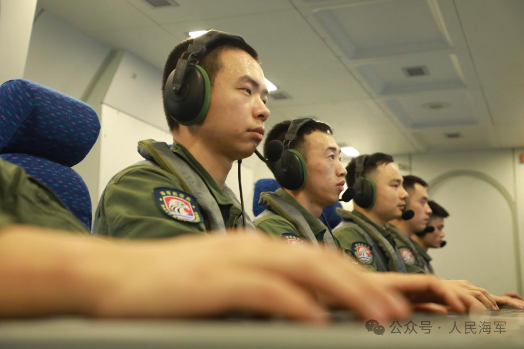 昼夜不息！南部战区海军航空兵某部多机种协同出击