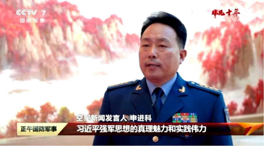 我以“双20”同框，致敬“将军农民”甘祖昌