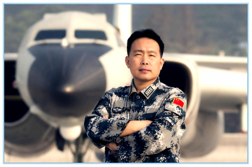 我以“双20”同框，致敬“将军农民”甘祖昌