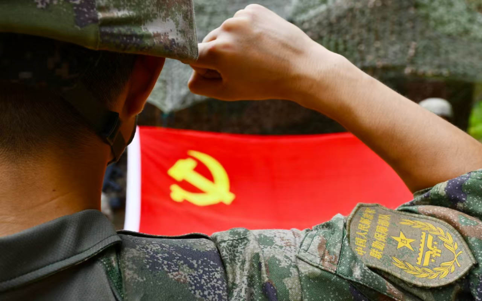 人民子弟兵这样过“七一”：“强军有我，请党放心！”