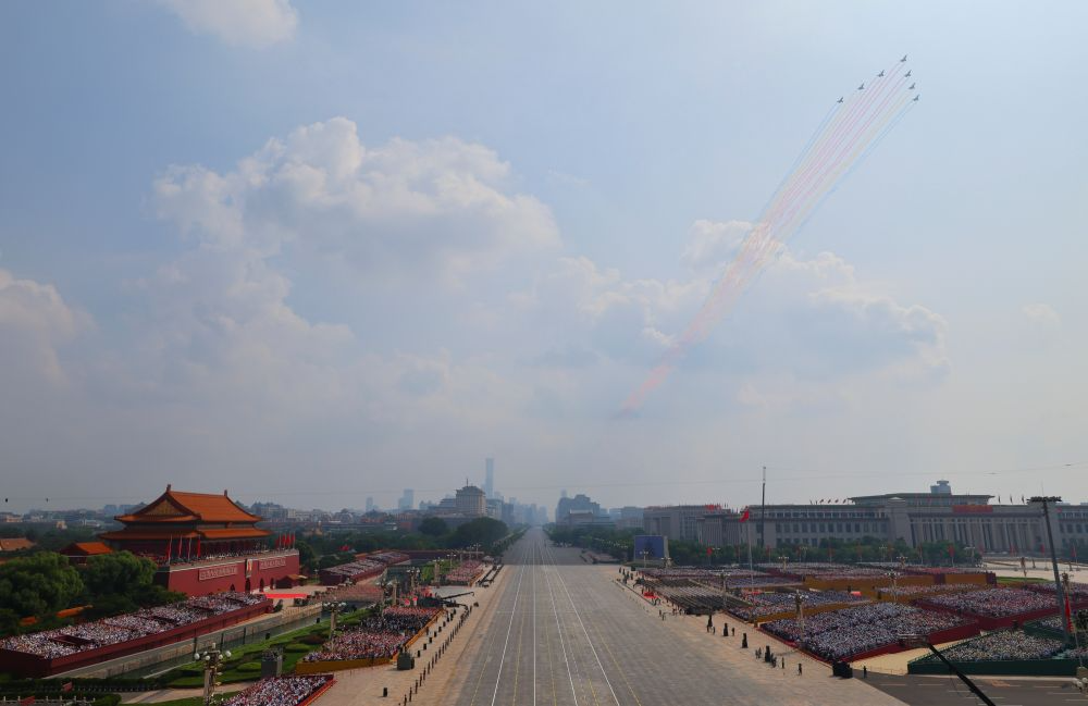 人民空军，生日快乐!
