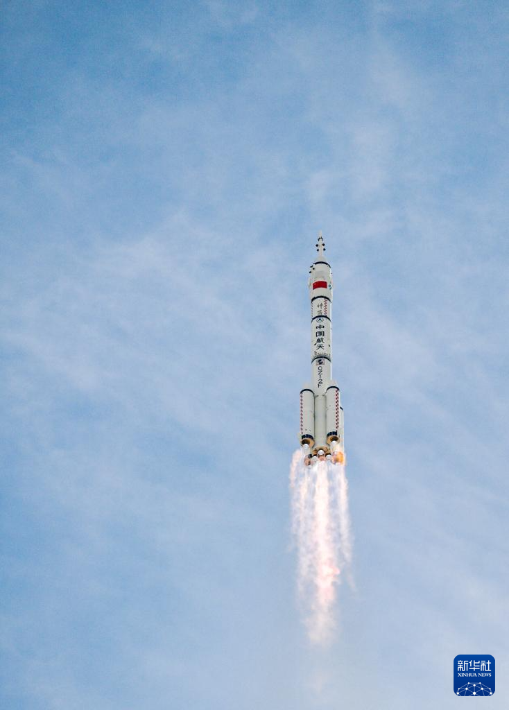 神舟二十二号飞船发射取得圆满成功