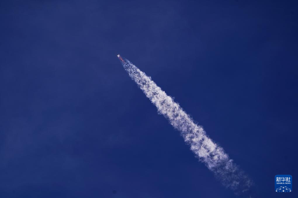 神舟二十二号飞船发射取得圆满成功