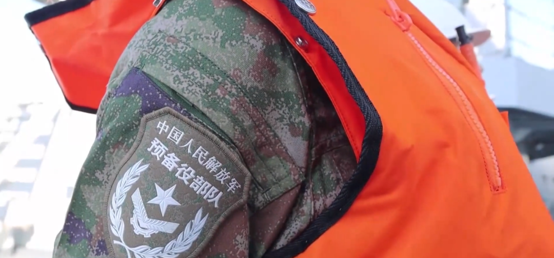 全军启用《中国人民解放军预备役人员证》