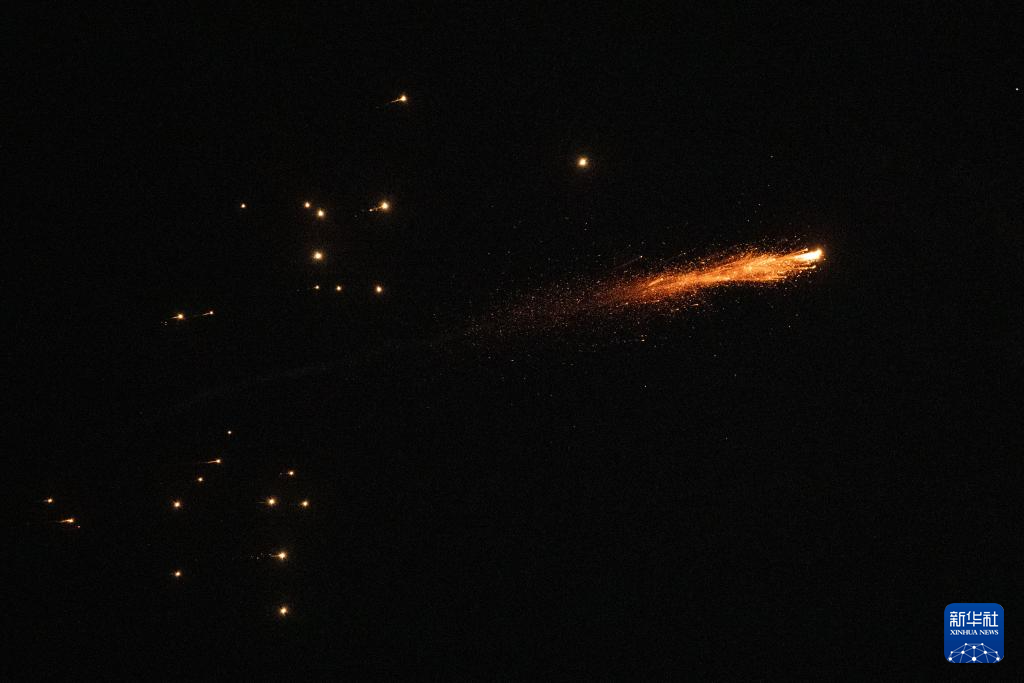 以色列特拉维夫再遭导弹袭击