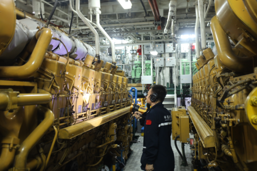 三月春风暖人心，追“锋”少年在行动！