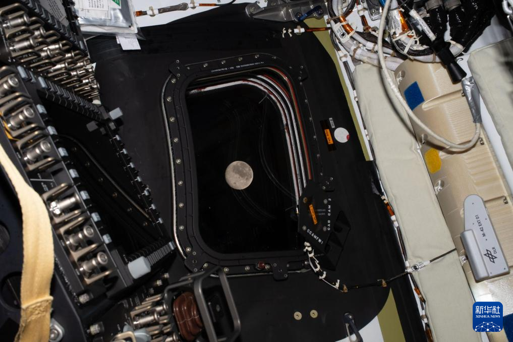 美“阿耳忒弥斯2号”载人绕月任务打破人类距离地球最远飞行纪录